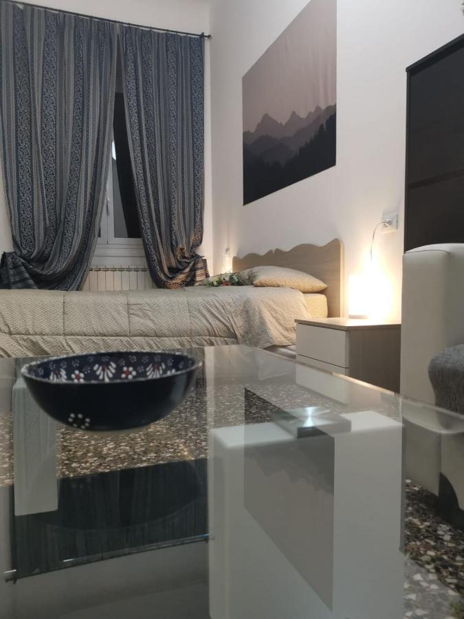 Wow Home - 175 Mq - Posteggio Privato - Davanti Porto Traghetti - Fino A 10 Posti Letto 热那亚 外观 照片