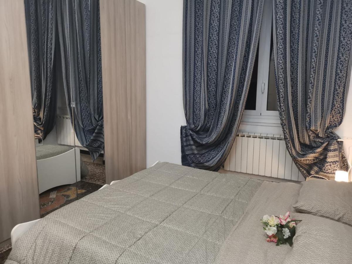 Wow Home - 175 Mq - Posteggio Privato - Davanti Porto Traghetti - Fino A 10 Posti Letto 热那亚 外观 照片