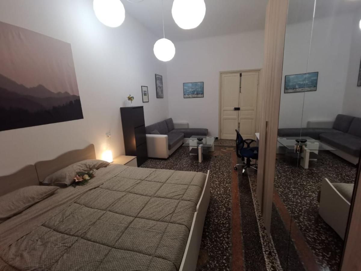 Wow Home - 175 Mq - Posteggio Privato - Davanti Porto Traghetti - Fino A 10 Posti Letto 热那亚 外观 照片