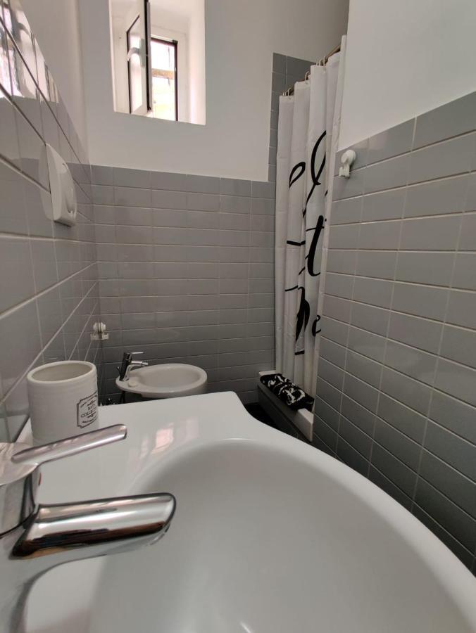 Wow Home - 175 Mq - Posteggio Privato - Davanti Porto Traghetti - Fino A 10 Posti Letto 热那亚 外观 照片