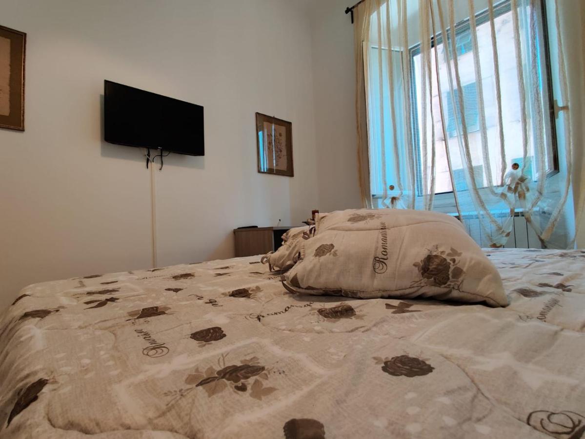 Wow Home - 175 Mq - Posteggio Privato - Davanti Porto Traghetti - Fino A 10 Posti Letto 热那亚 外观 照片