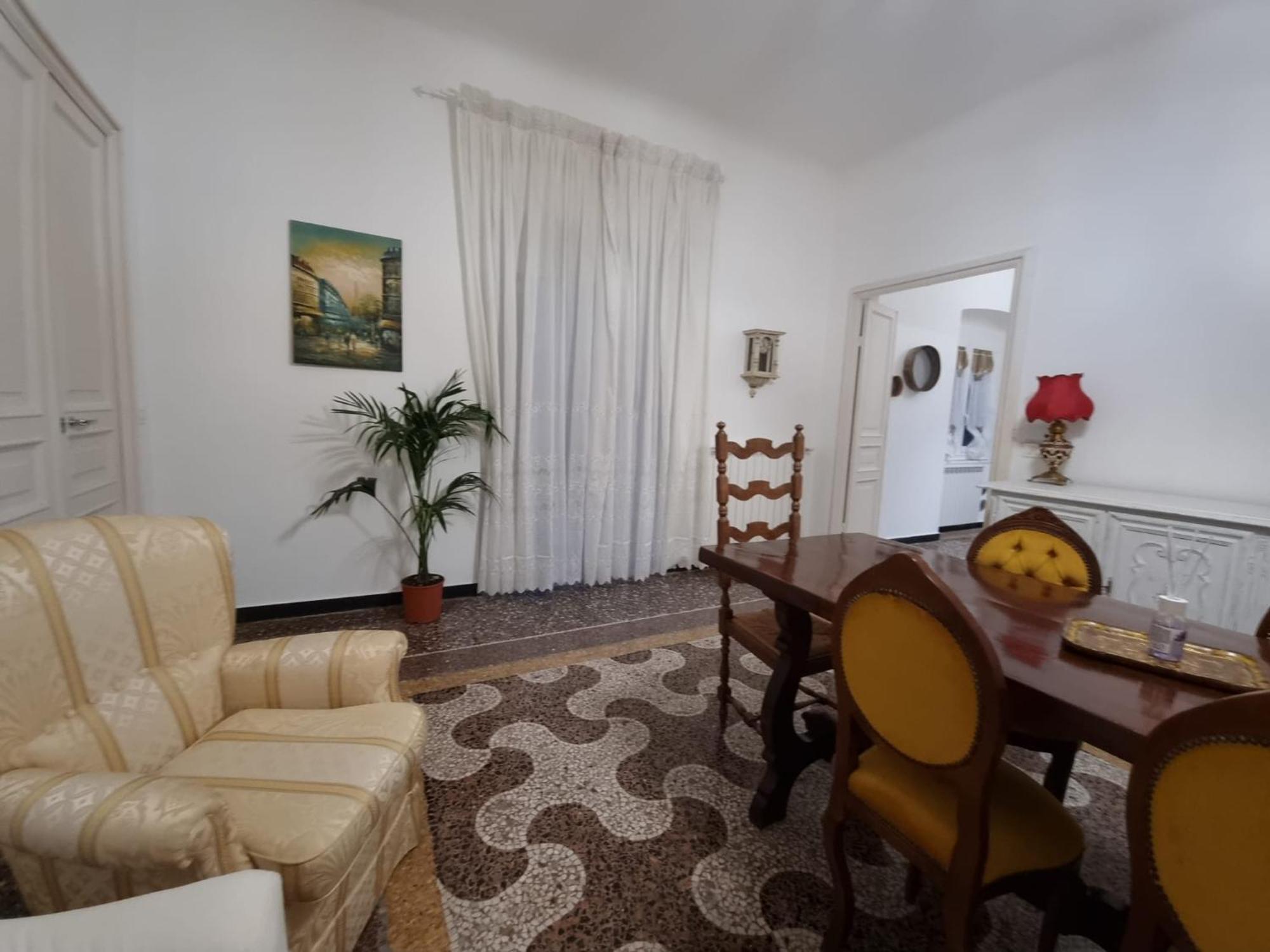 Wow Home - 175 Mq - Posteggio Privato - Davanti Porto Traghetti - Fino A 10 Posti Letto 热那亚 外观 照片